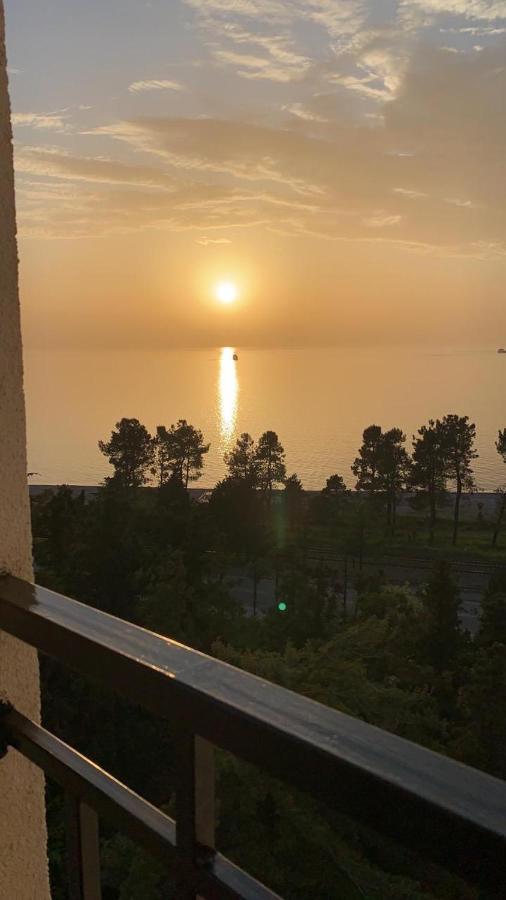 Студия Радуга У Моря Колхида Batumi Bagian luar foto